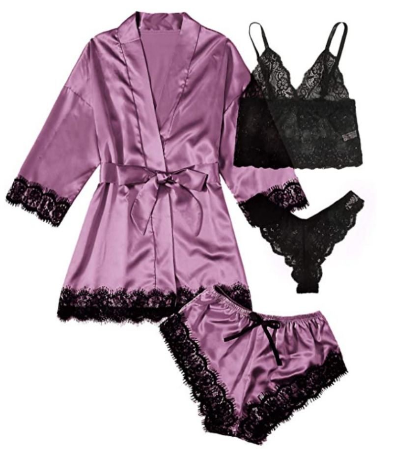 Yöpaidan ja yöhousujen setti