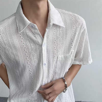 Hengittävä yksivärinen paita