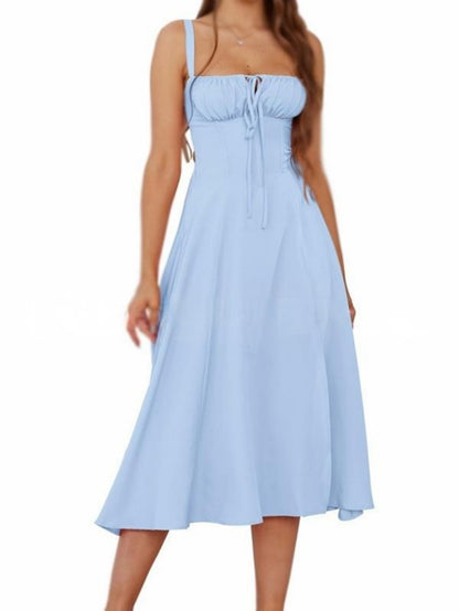 Yksivärinen olkainpitsimekko